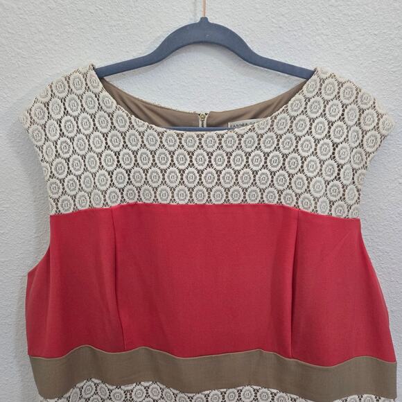 Sandra Darren Women's Sleeveless Midi Dress Pink, Tan, White Crochet  Size 20W - Picture 2 of 9